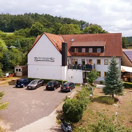 Guest house Neue Krone - Markt Erlbach