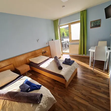 Neue Krone - Guest house *