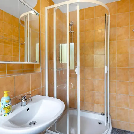 Neue Krone - Guest house *