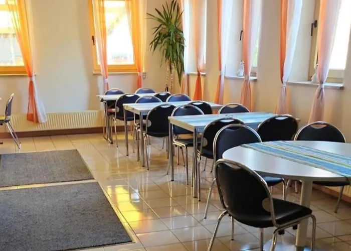 Neue Krone - 3* Markt Erlbach